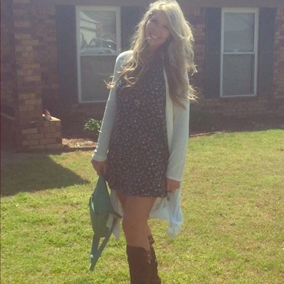 Meet your Posher, Lindsey - Picture 1 of 3